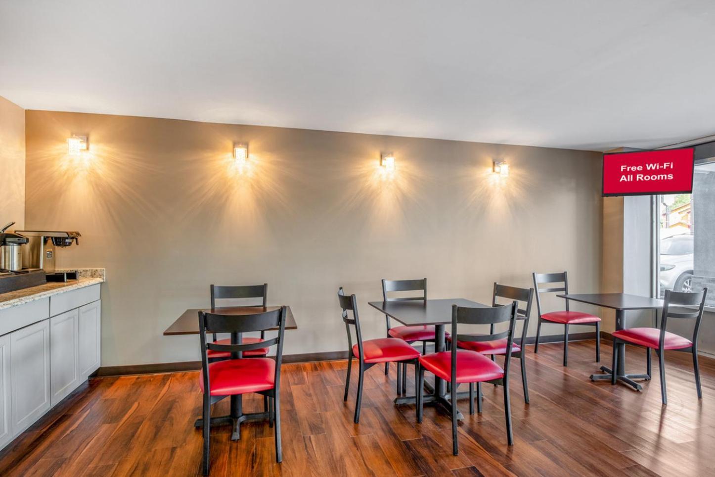 Red Roof Inn Richmond - Airport แซนด์สตัน ภายนอก รูปภาพ